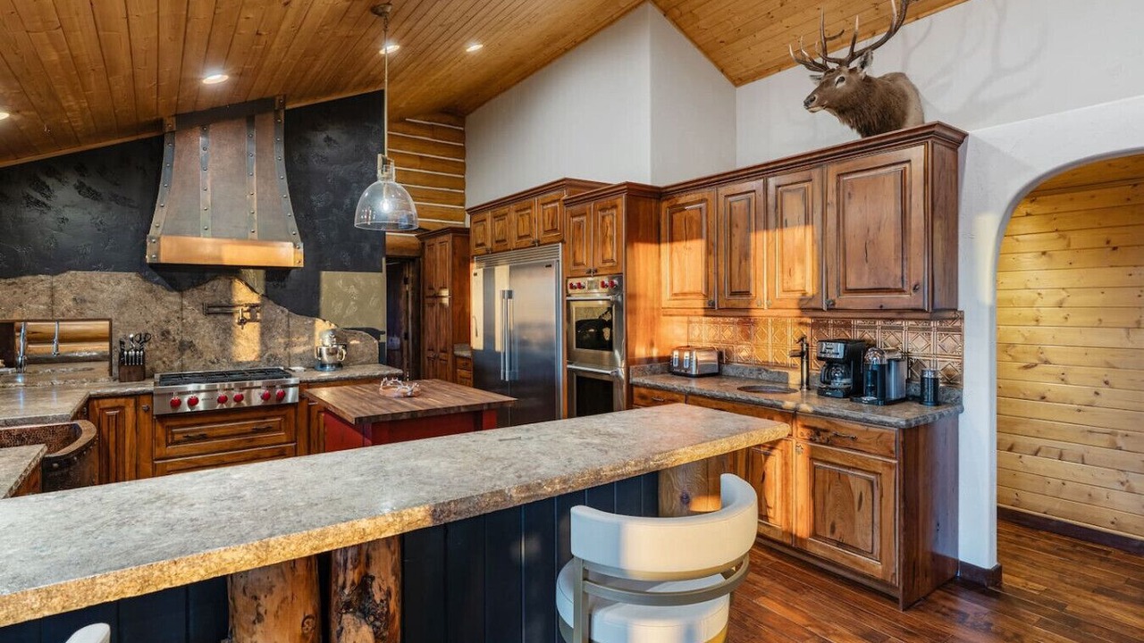 Photo of Kitchen in Silver Summit