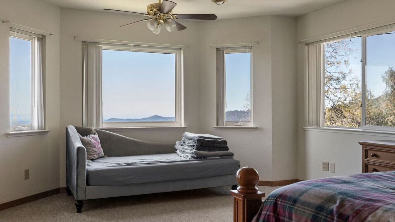 Photo of Bedroom in Twain Harte