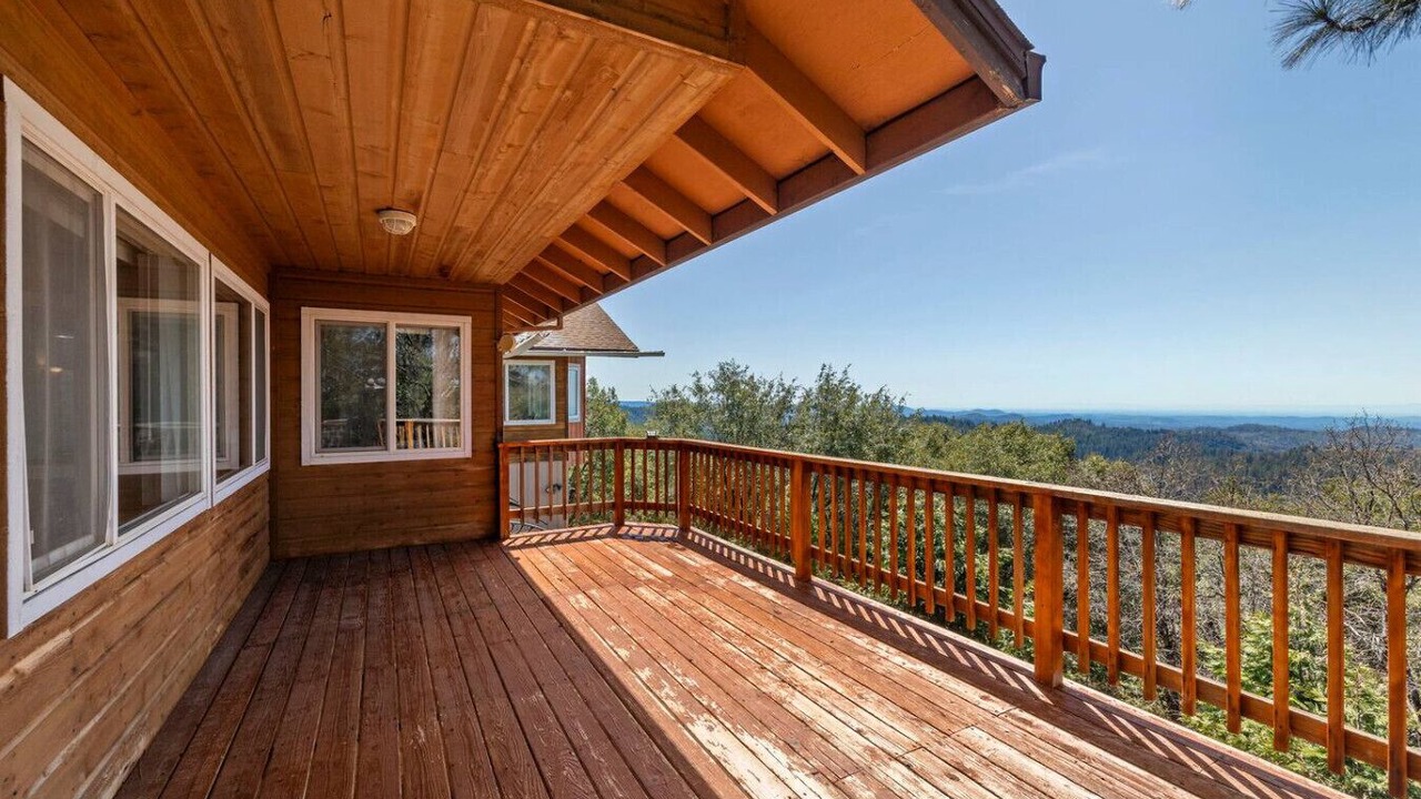 Photo of Patio Balcony in Twain Harte