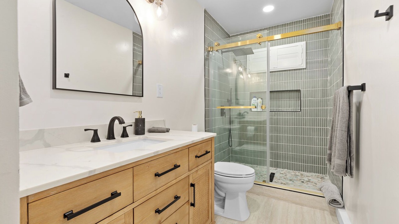Photo of Bathroom in Southwest Anaheim