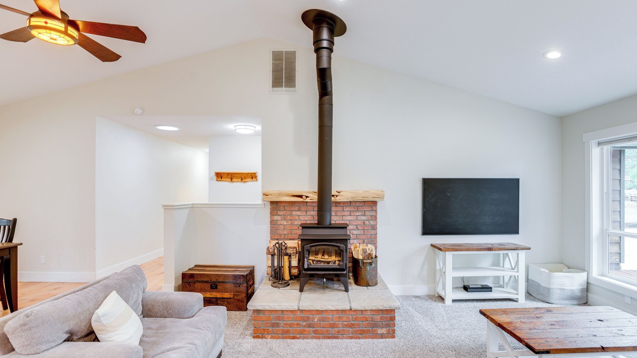 Photo of Livingroom in Southwest Bend