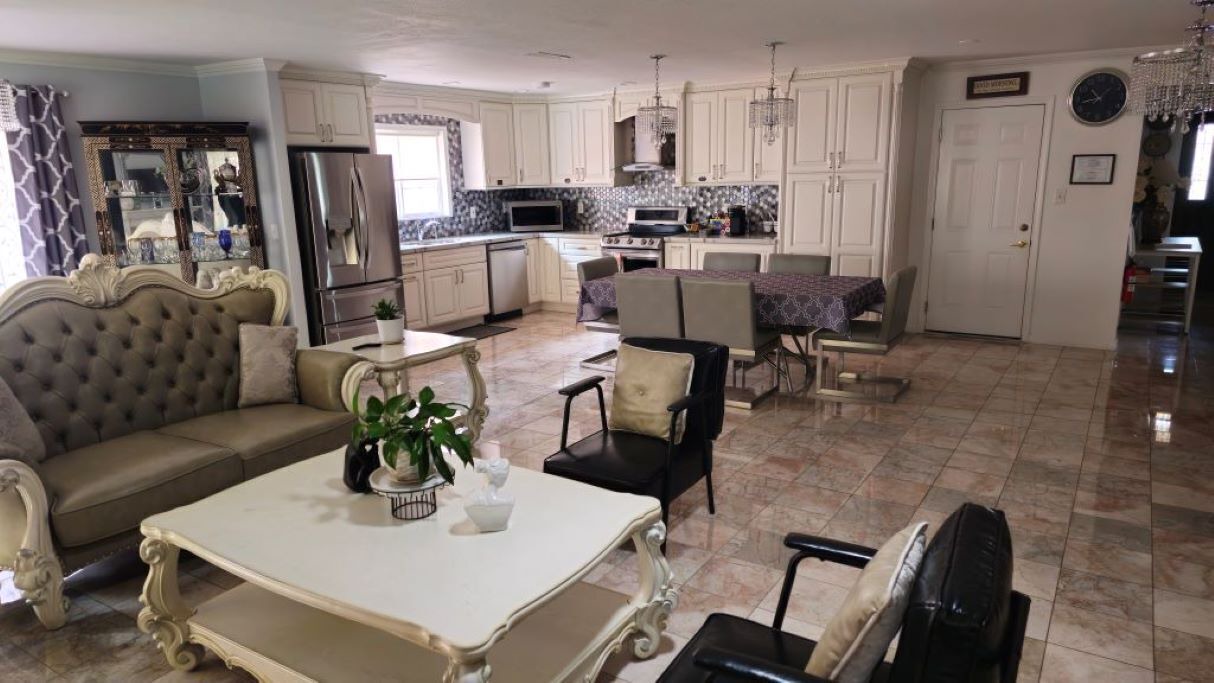 Photo of Livingroom in Rancho Penasquitos