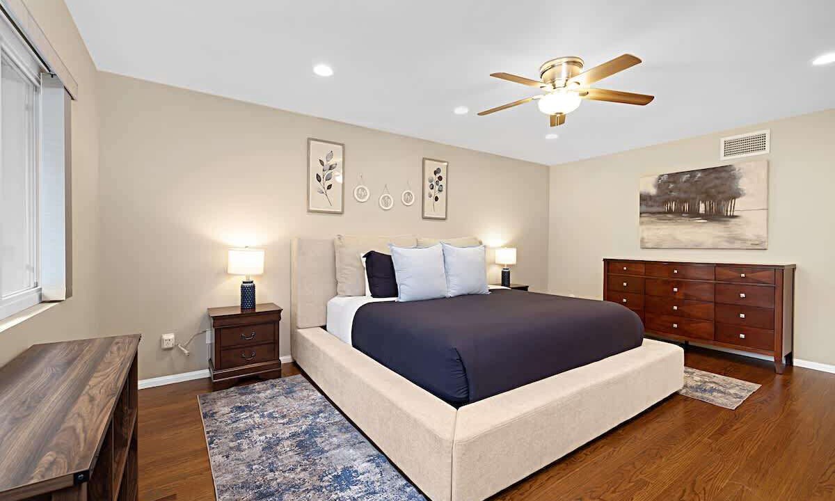 Photo of Bedroom in La Mesa