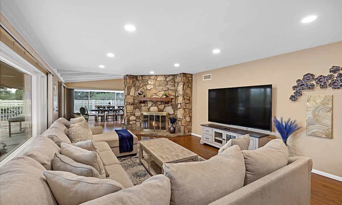 Photo of Livingroom in La Mesa
