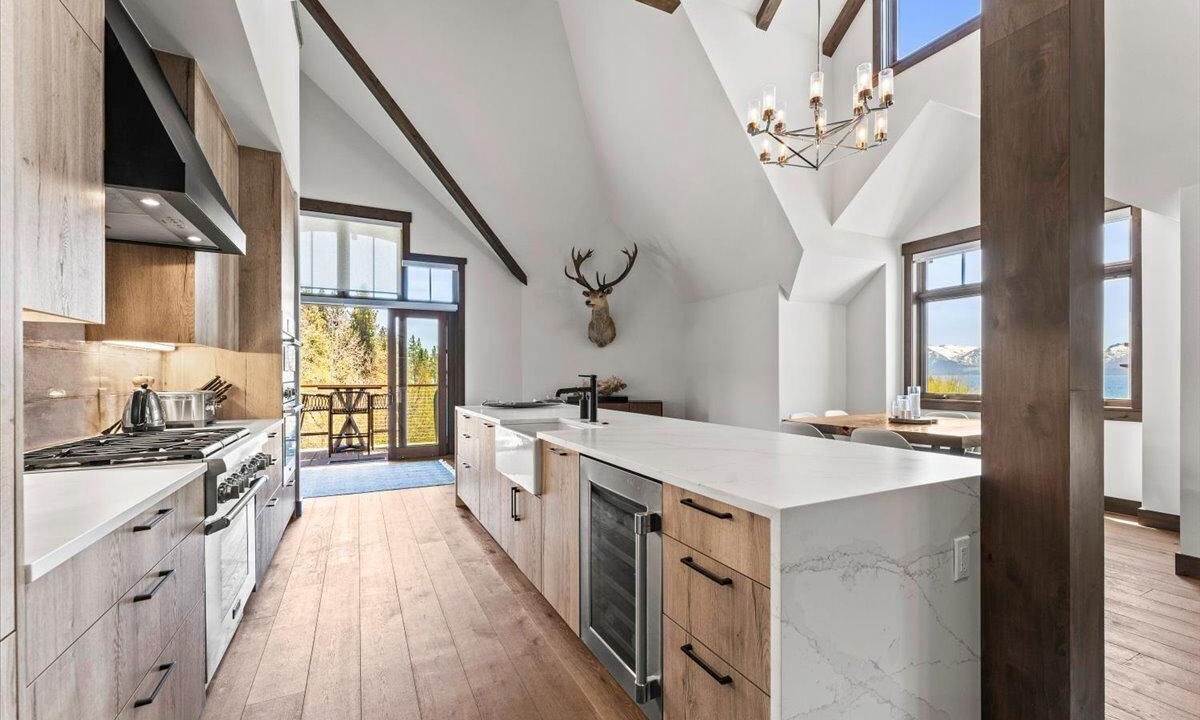 Photo of Kitchen in Stateline