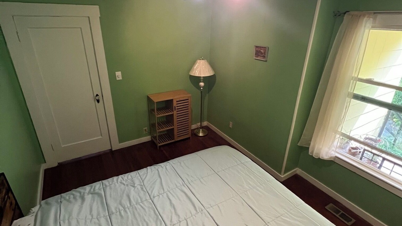 Photo of Bedroom in Waldport