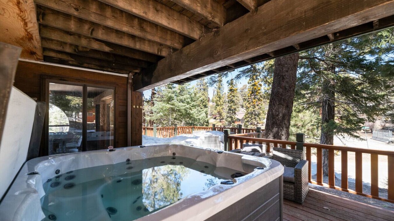 Photo of Outdoor in Upper Moonridge
