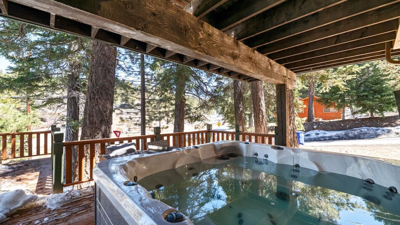 Photo of Outdoor in Upper Moonridge