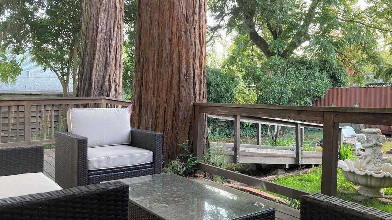 Photo of Patio Balcony in Cloverdale