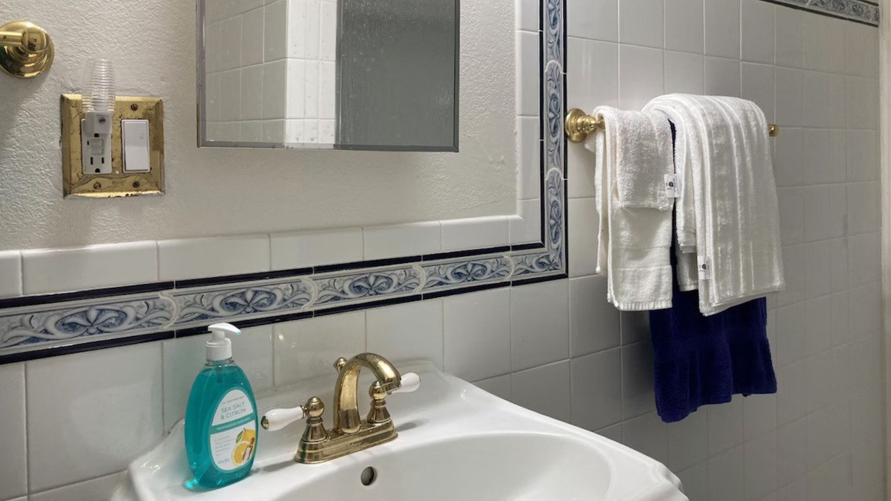 Photo of Bathroom in Cloverdale