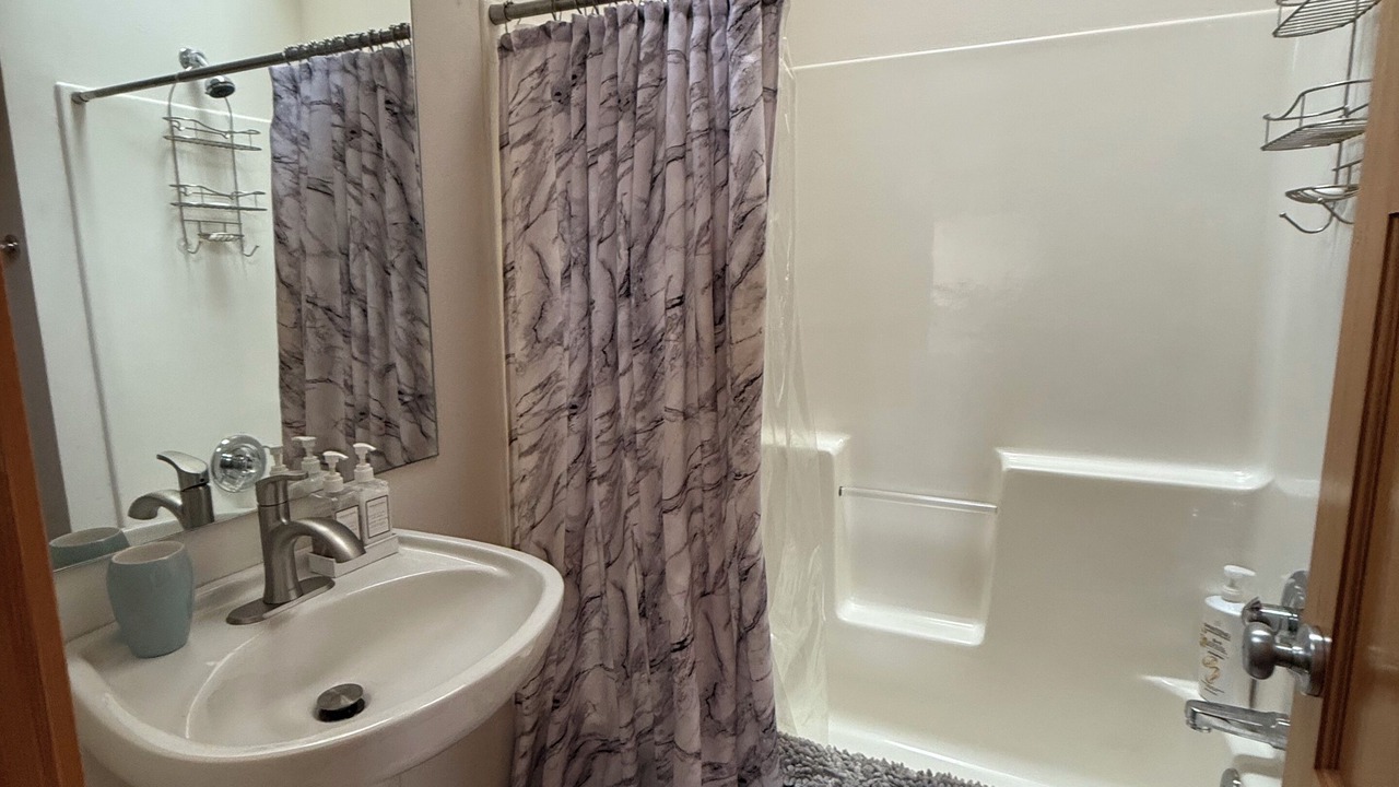 Photo of Bathroom in Willamette Heights