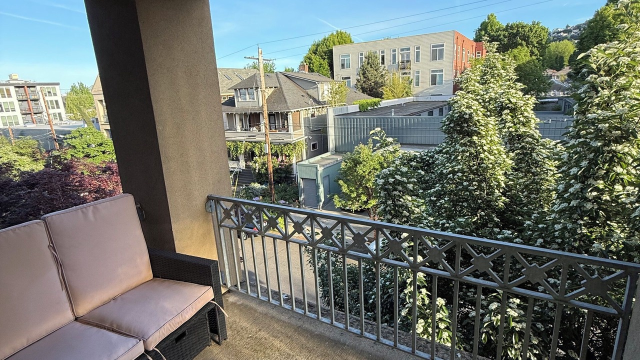 Photo of Outdoor in Willamette Heights