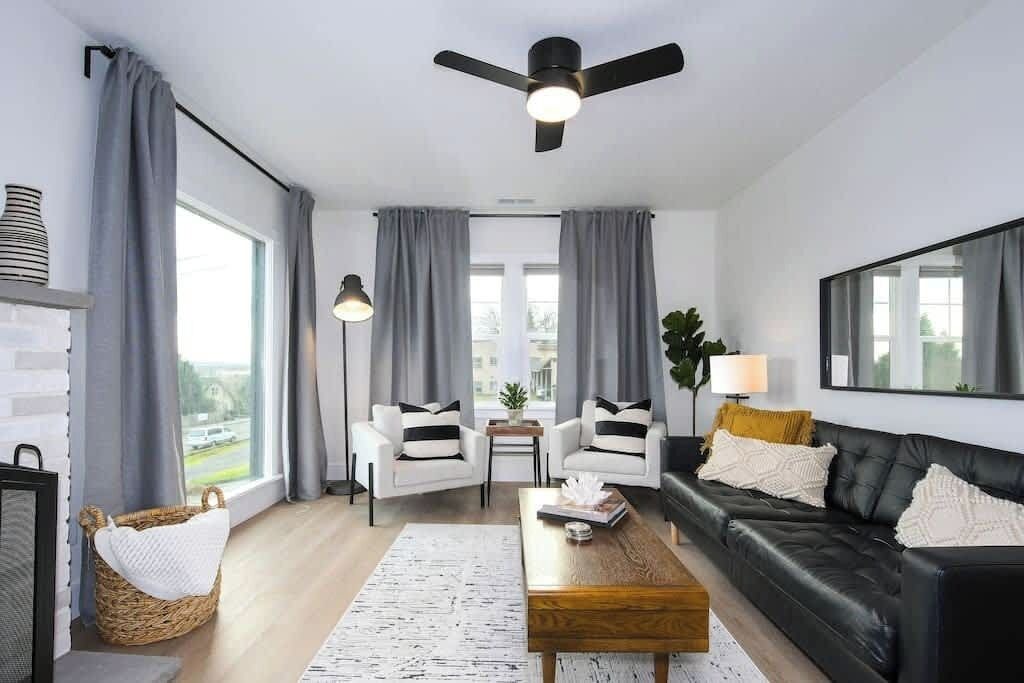 Photo of Livingroom in Camas
