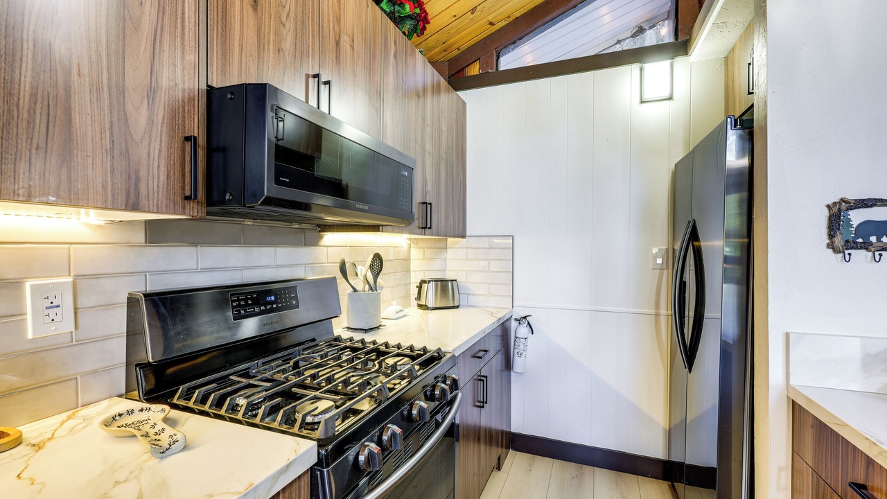 Photo of Kitchen in Arrowhead Villas