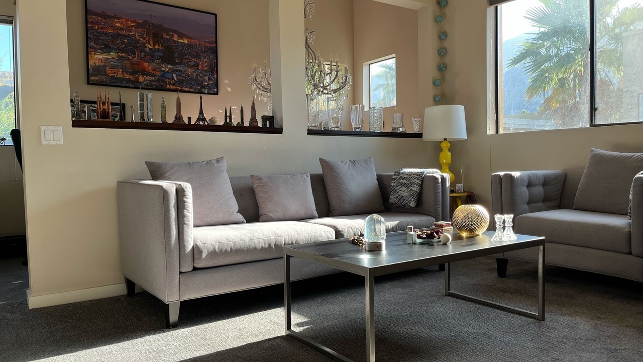 Photo of Livingroom in Deepwell Estates