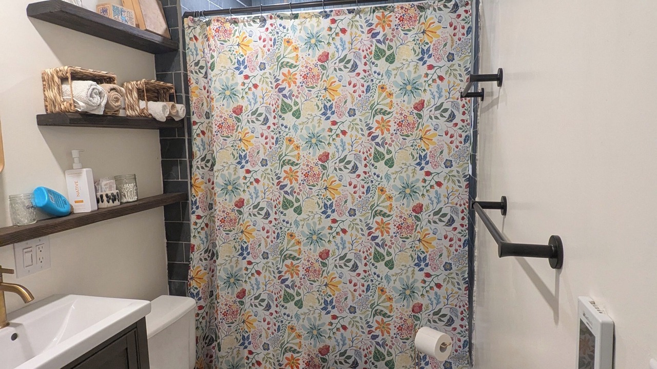 Photo of Bathroom in Clatskanie