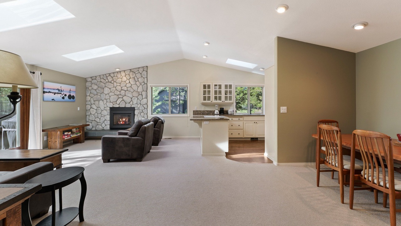Photo of Livingroom in Deer Park