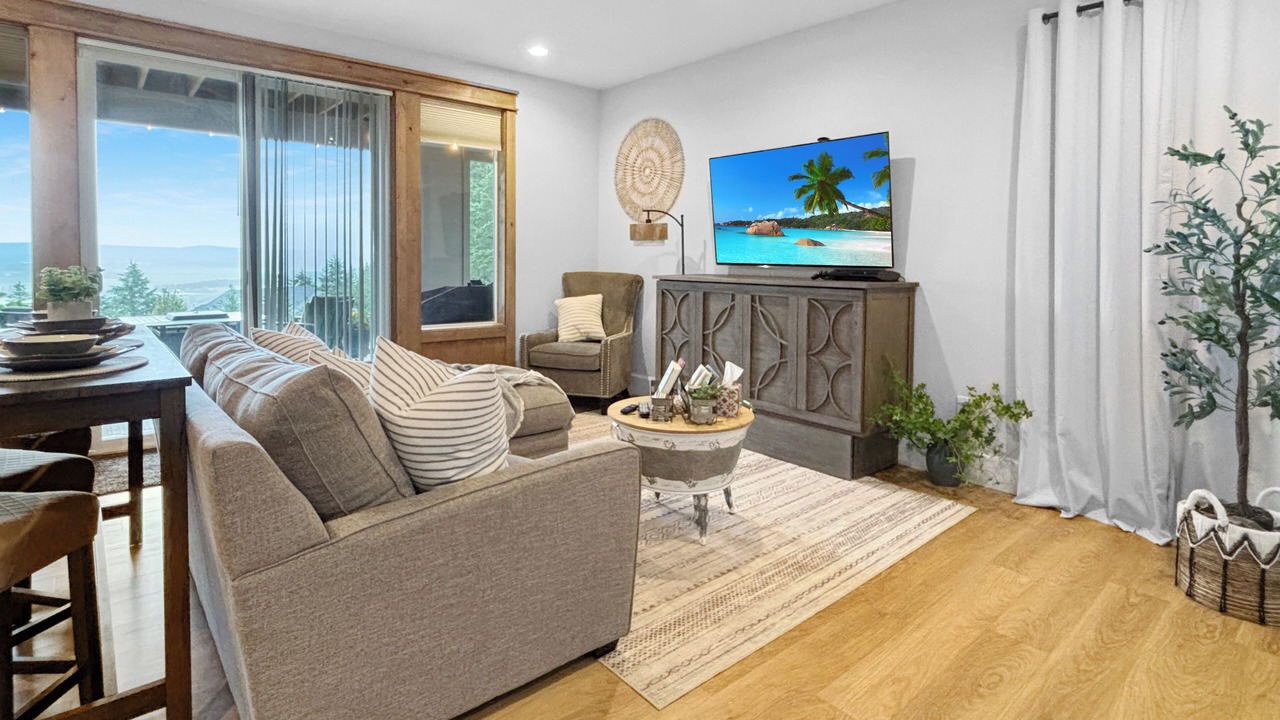 Photo of Livingroom in Cornelius