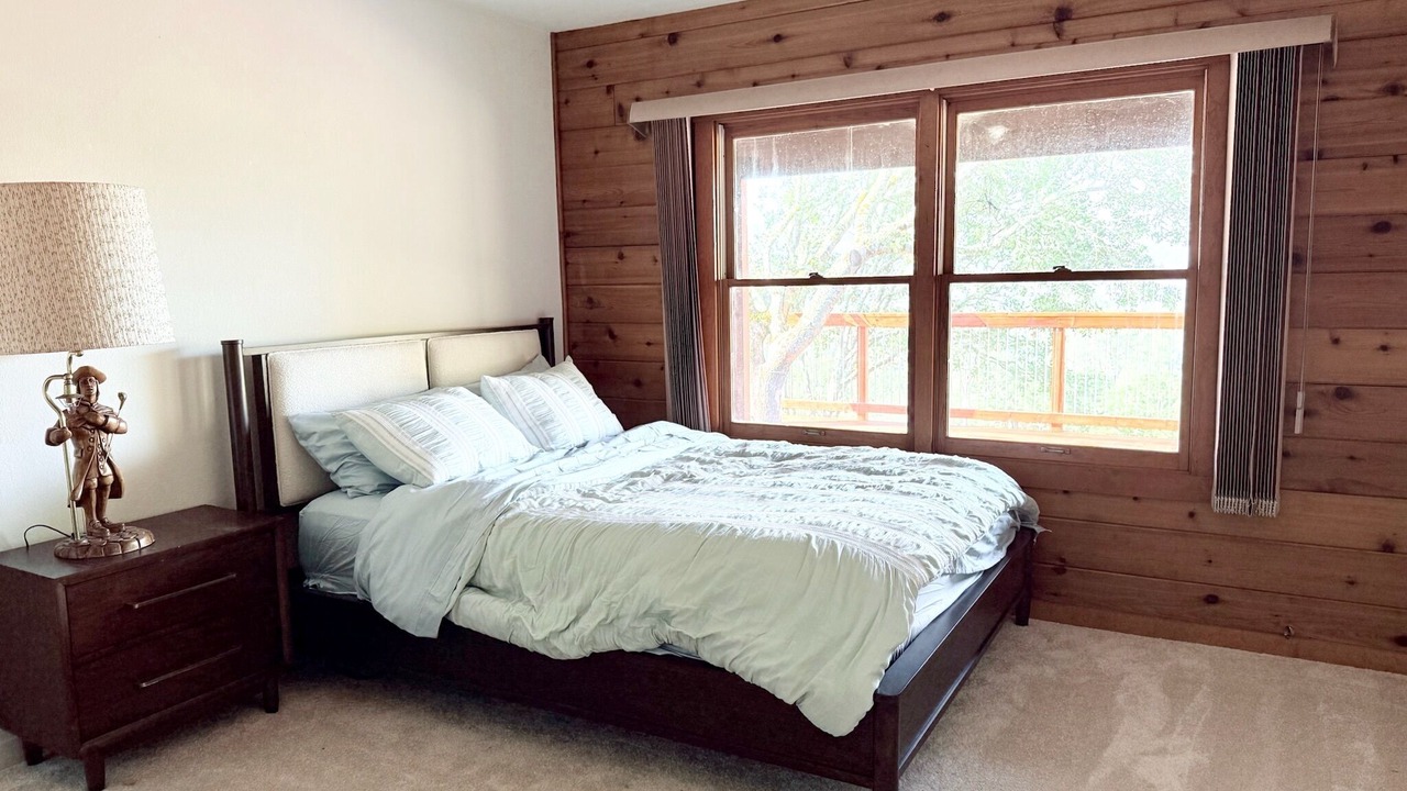 Photo of Bedroom in Calistoga