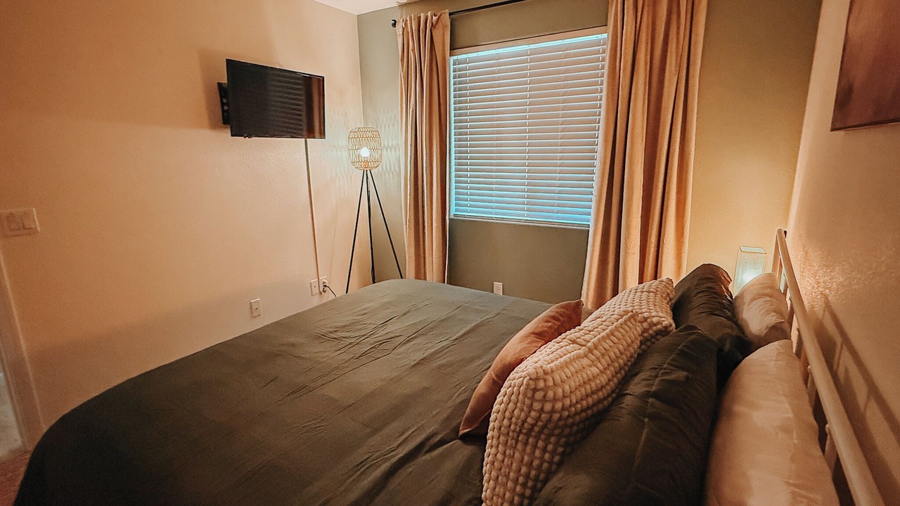 Photo of Bedroom in Shasta View