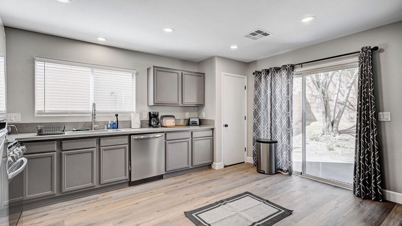 Photo of Kitchen in Summerlin West