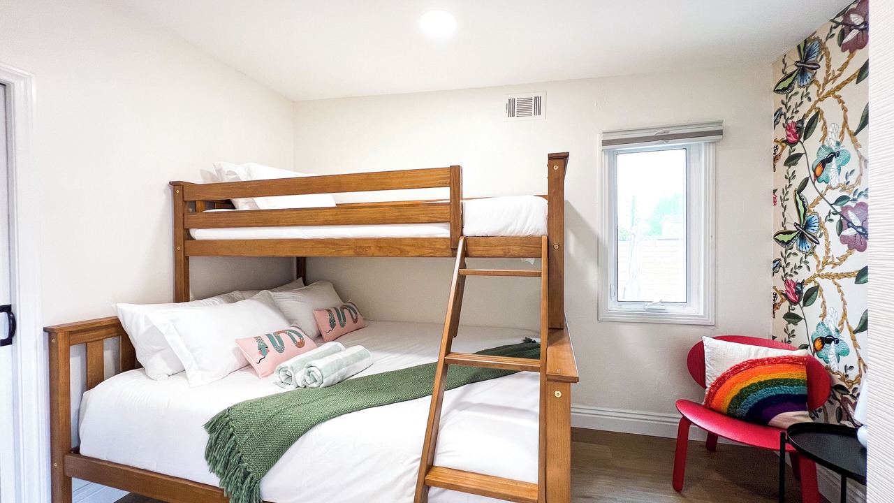 Photo of Bedroom in Bay Park