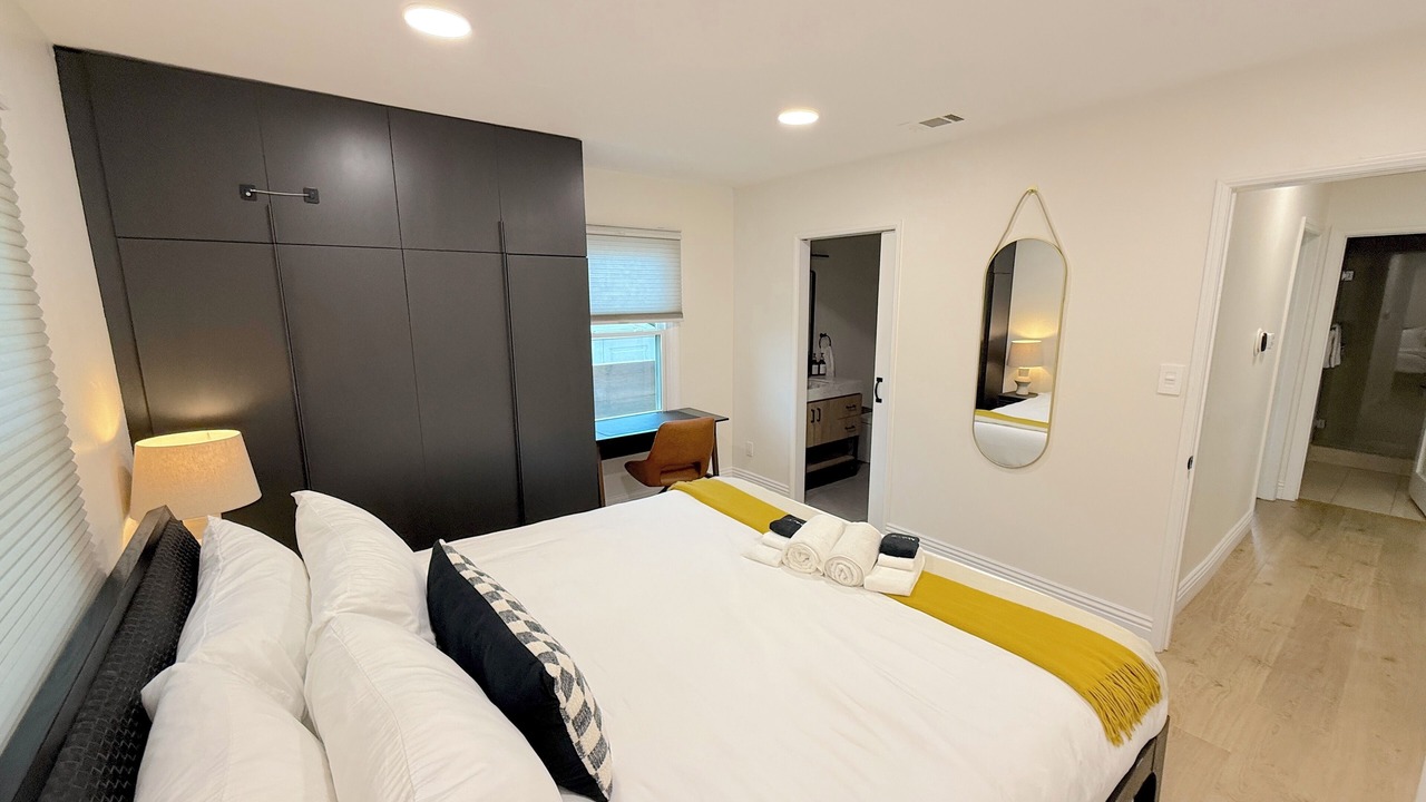 Photo of Bedroom in Bay Park