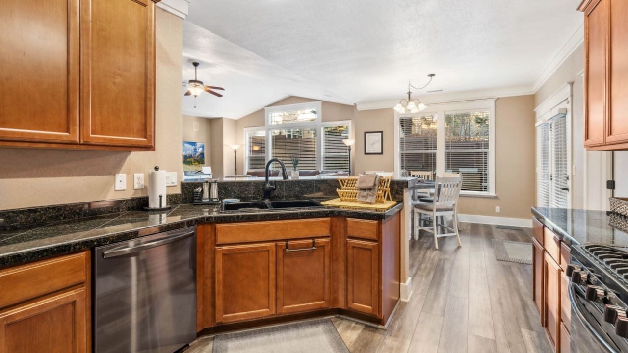 Photo of Kitchen in Ponderosa Trails