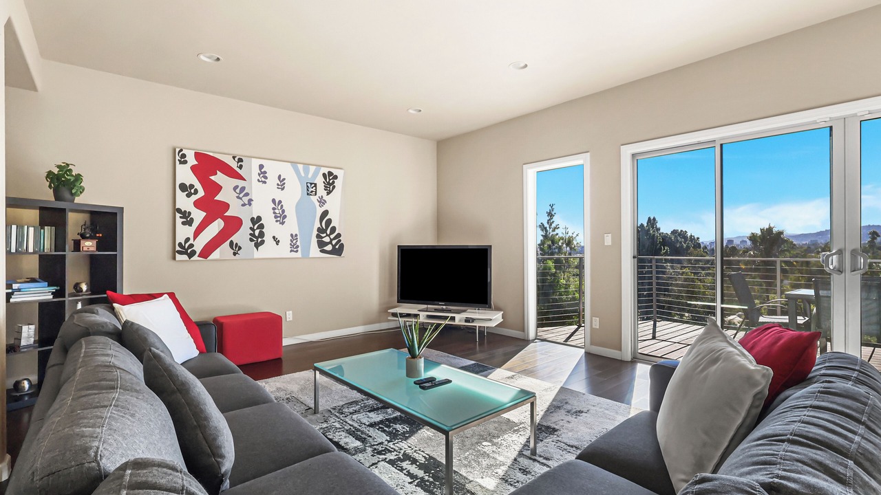 Photo of Livingroom in Los Feliz