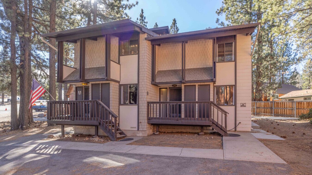 Photo of Outdoor in Summit Estates