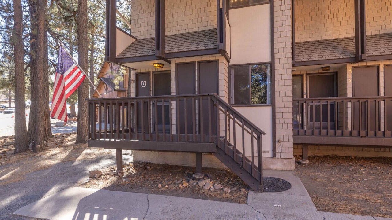 Photo of Outdoor in Summit Estates