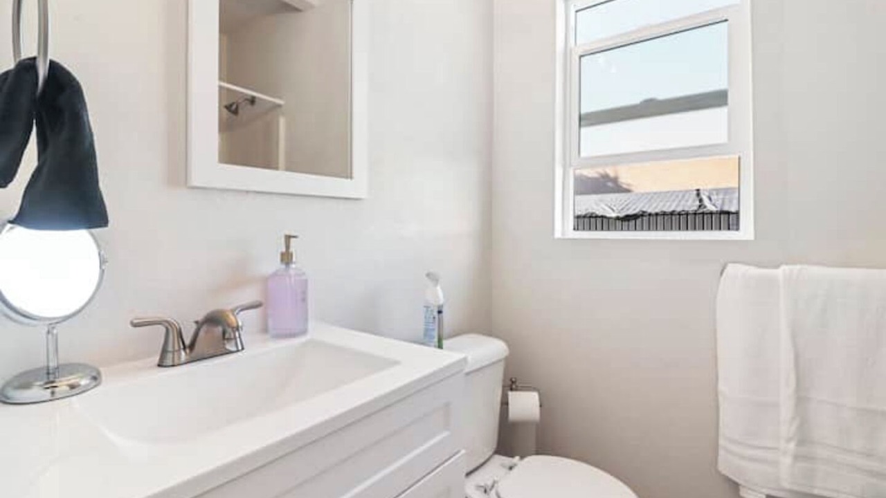 Photo of Bathroom in Harbor
