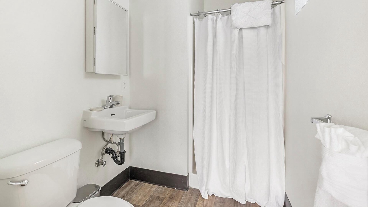 Photo of Bathroom in Pearl District