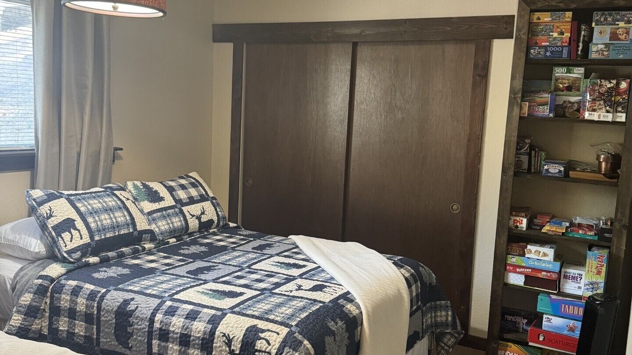 Photo of Bedroom in Mi-Wuk Village