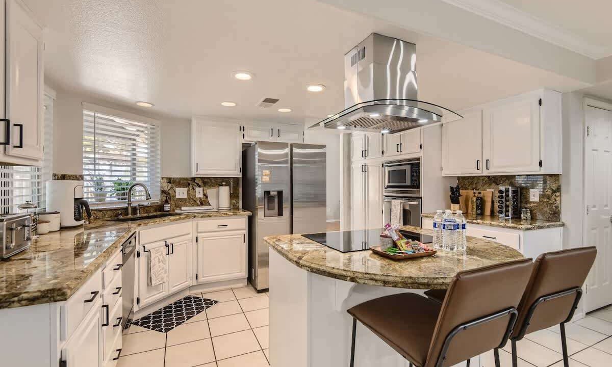 Photo of Kitchen in Canyon Gate