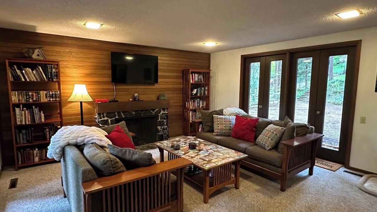 Photo of Bedroom in Southeast Eugene