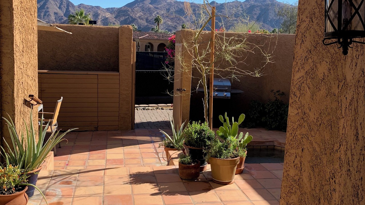 Photo of Patio Balcony in Palm Desert
