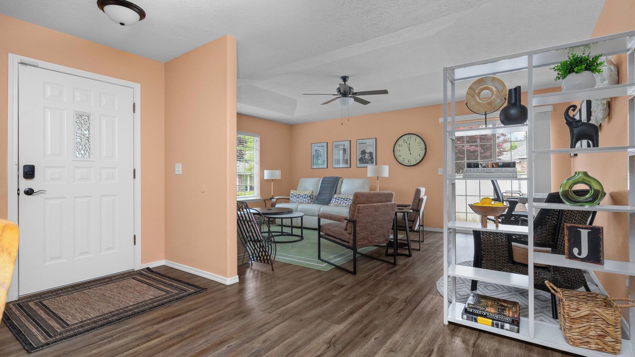 Photo of Livingroom in Keizer