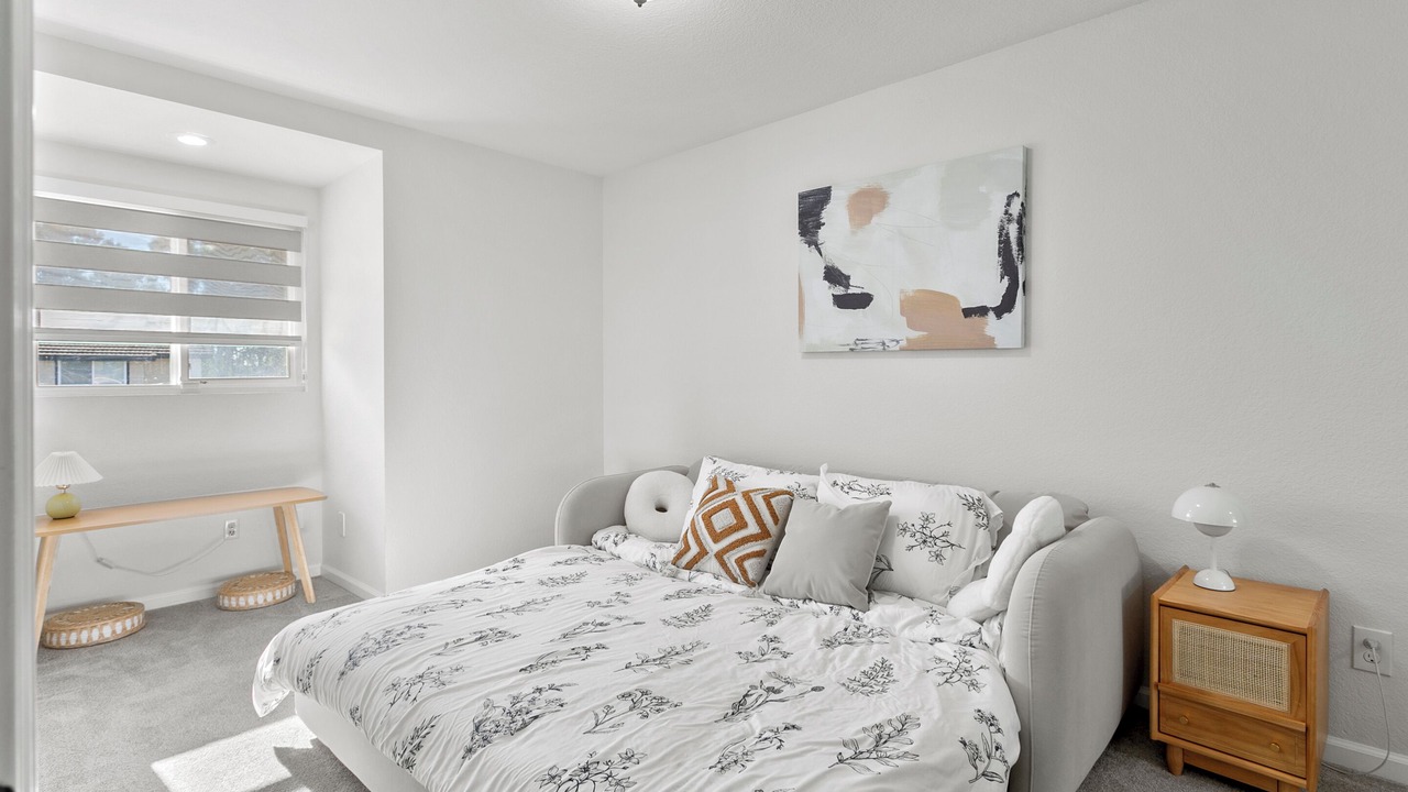 Photo of Bedroom in Mira Mesa