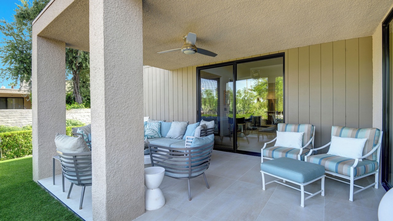 Photo of Patio Balcony in Twin Palms