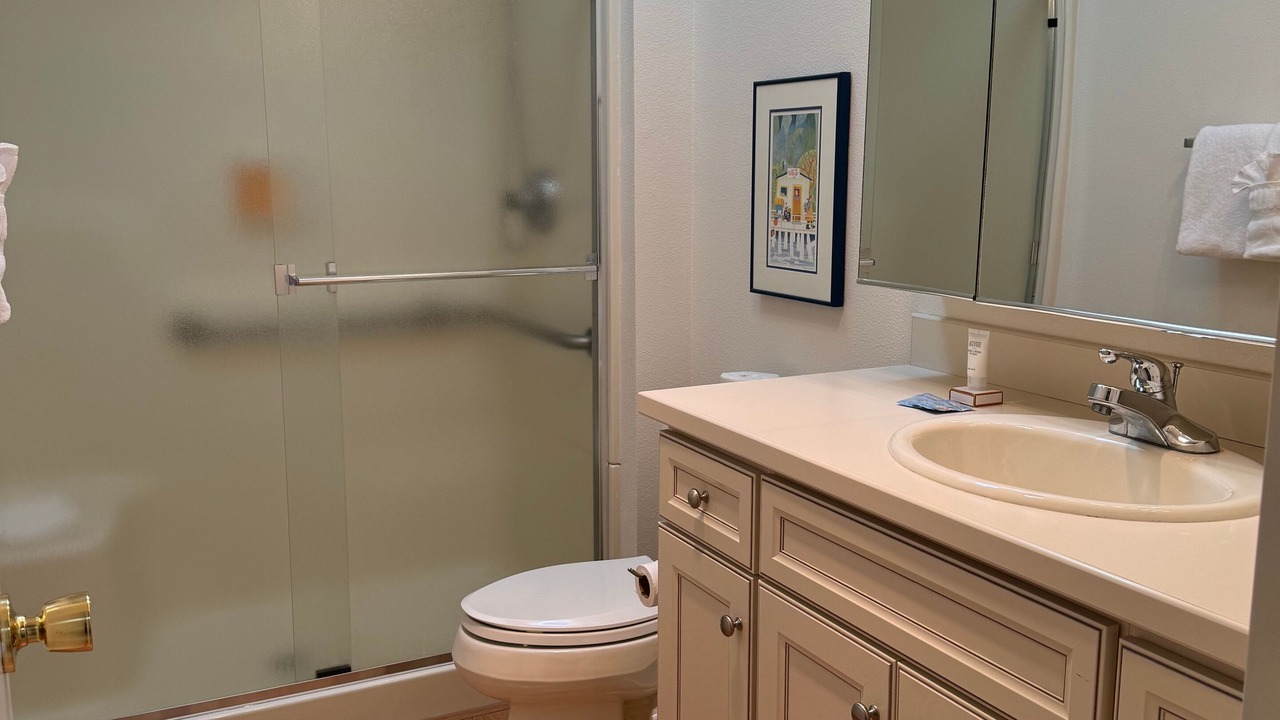 Photo of Bathroom in Historic Bayfront