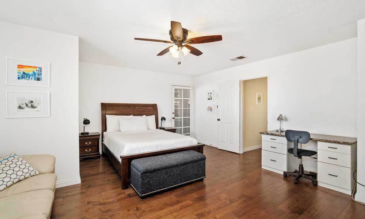 Photo of Bedroom in Rancho Penasquitos