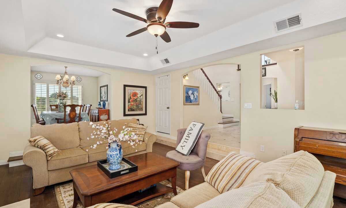 Photo of Livingroom in Rancho Penasquitos