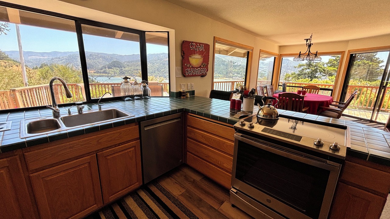 Photo of Kitchen in Gold Beach