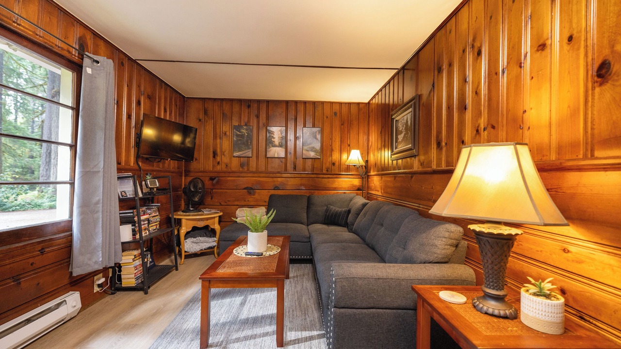 Photo of Livingroom in Blue River