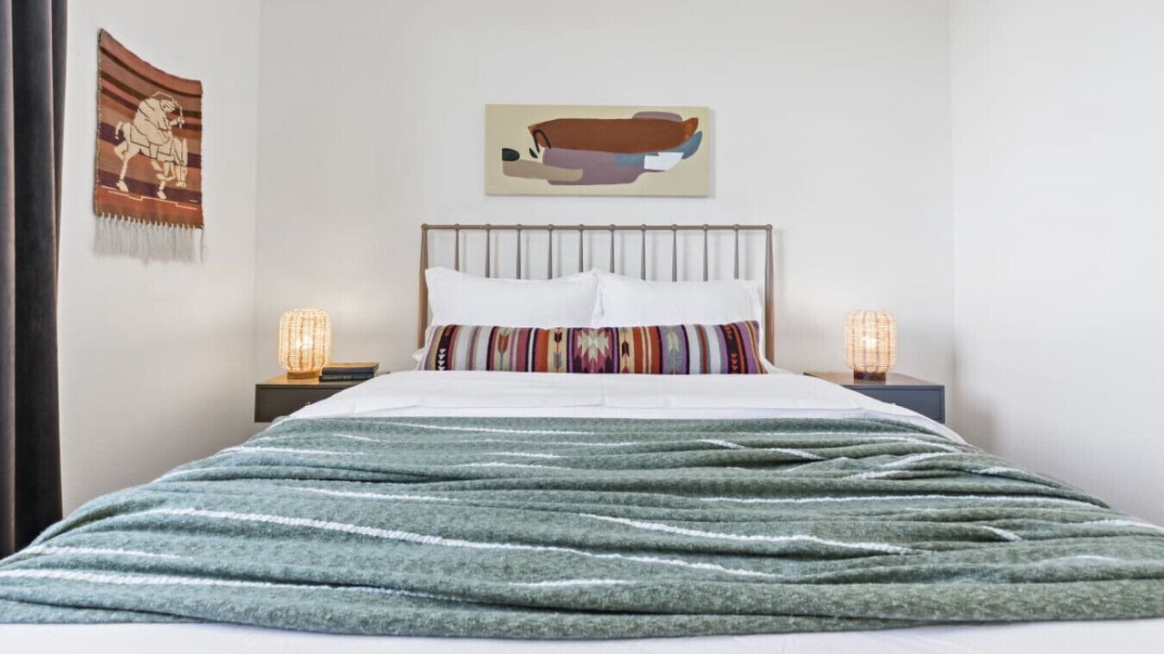 Photo of Bedroom in Downtown