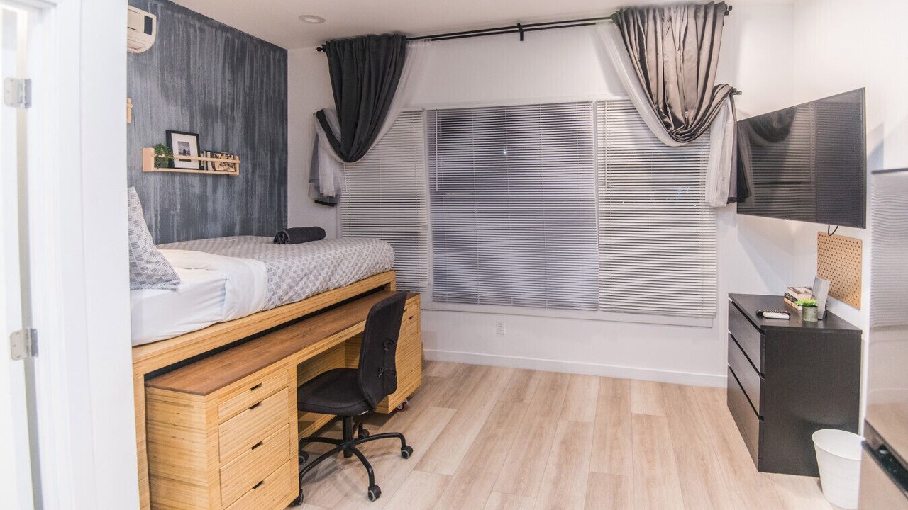 Photo of Bedroom in Downtown Los Angeles