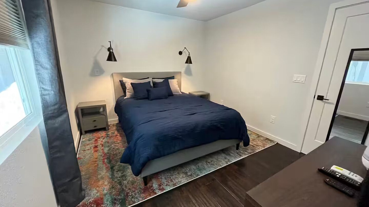 Photo of Bedroom in Tahoe Keys