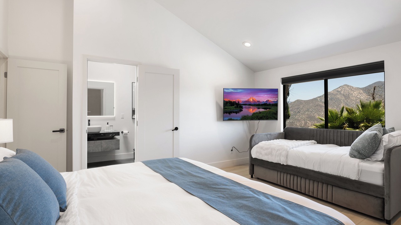 Photo of Bedroom in Valley Center