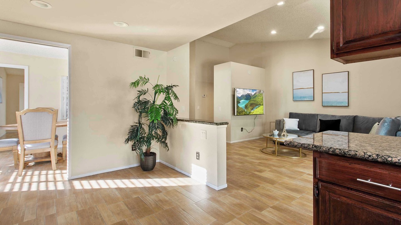 Photo of Livingroom in Walnut